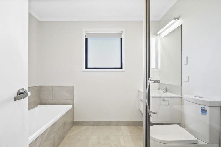 Photo of property in 58 Leathem Crescent, Pokeno, 2402