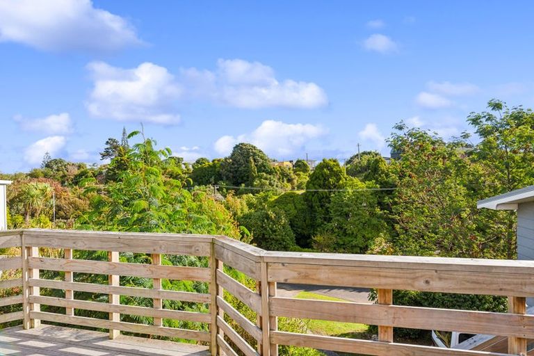 Photo of property in 39 Tennis Court Road, Raumati South, Paraparaumu, 5032