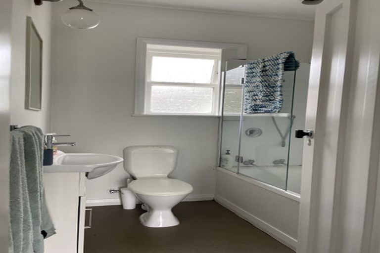 Photo of property in 1 Hayward Terrace, Waiwhetu, Lower Hutt, 5010