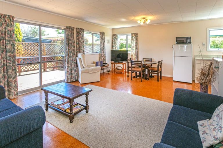 Photo of property in 19a Whiritoa Beach Road, Whiritoa, Whangamata, 3691
