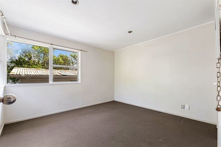 Photo of property in 66 Weldene Avenue, Glenfield, Auckland, 0629