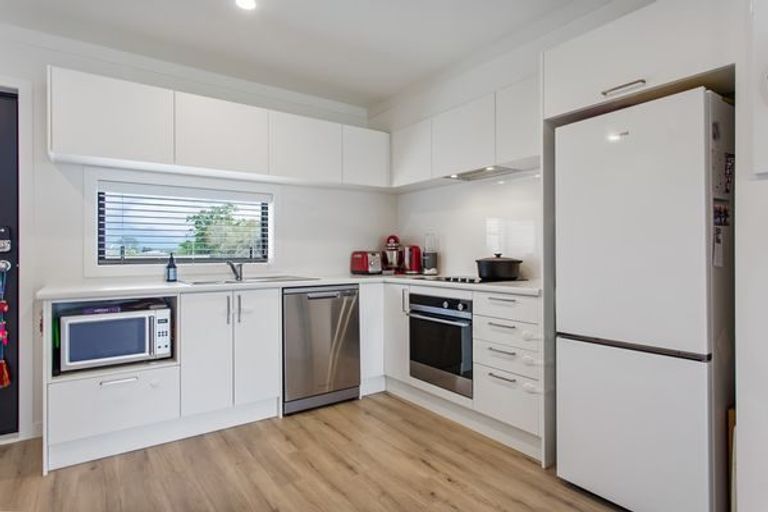 Photo of property in 16a Putini Road, Mangere Bridge, Auckland, 2022