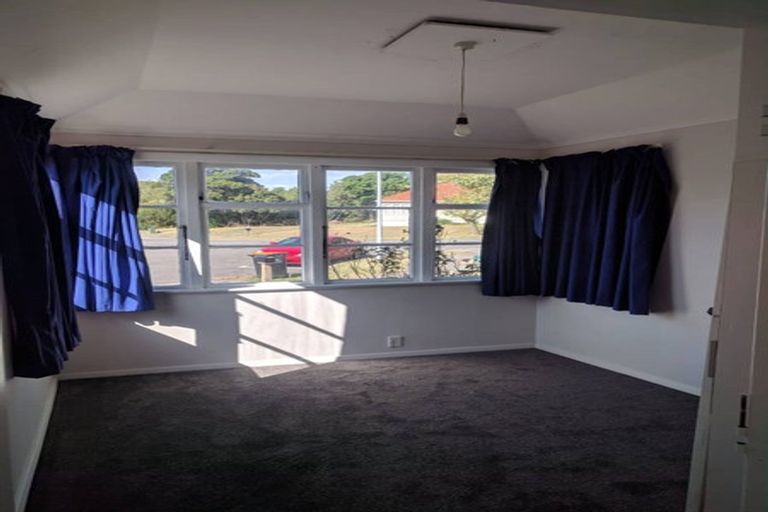 Photo of property in 16 Rangiora Avenue, Roslyn, Palmerston North, 4414