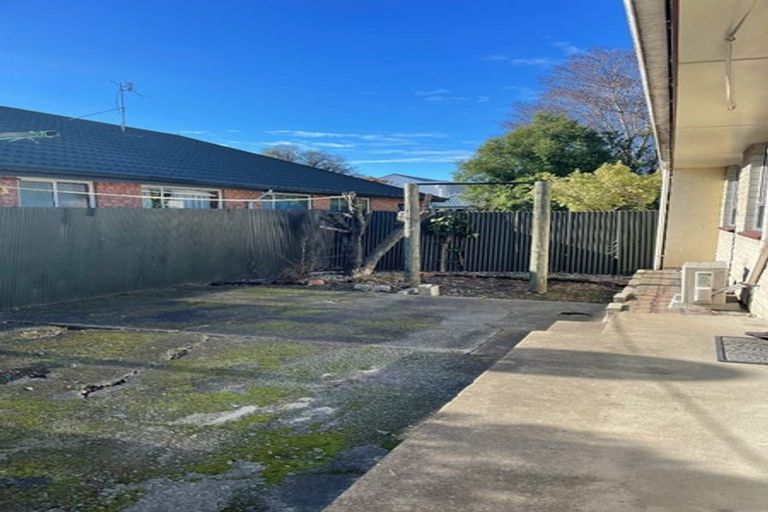 Photo of property in 2/22 Picton Avenue, Riccarton, Christchurch, 8011