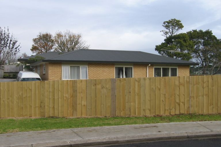 Photo of property in 38 Jacaranda Place, Kerikeri, 0230