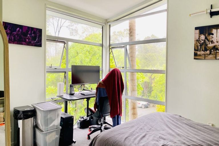 Photo of property in 20c Konini Road, Titirangi, Auckland, 0604