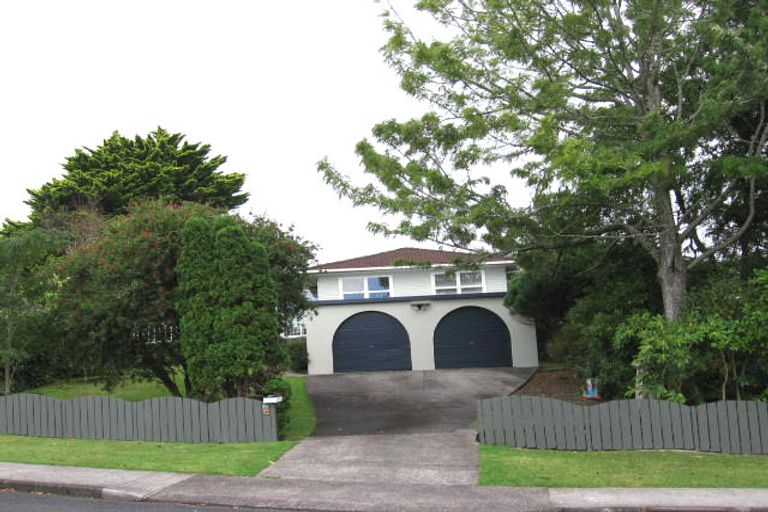 Photo of property in 73 Waitaki Street, Henderson, Auckland, 0612