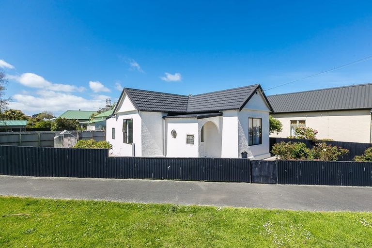 Photo of property in 10 Lochend Street, Musselburgh, Dunedin, 9013