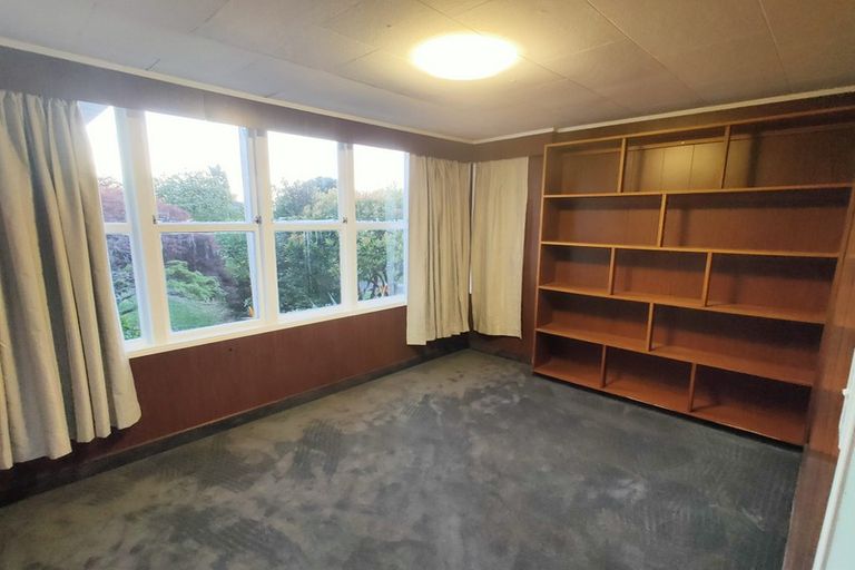 Photo of property in 4301 Great North Road, Glendene, Auckland, 0602