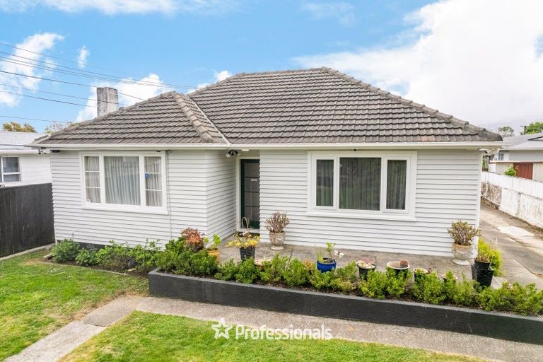 Photo of property in 3/6 Wilford Street, Wallaceville, Upper Hutt, 5018