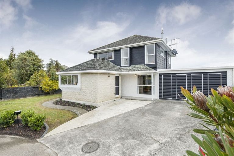 Photo of property in 23b Pahiatua Street, Hokowhitu, Palmerston North, 4410
