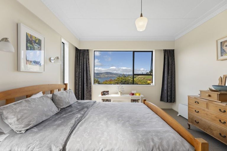 Photo of property in 33 Blanket Bay Road, Sawyers Bay, Port Chalmers, 9023