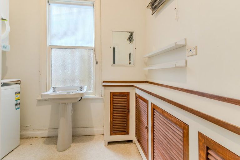 Photo of property in 46 Heriot Row, Dunedin Central, Dunedin, 9016