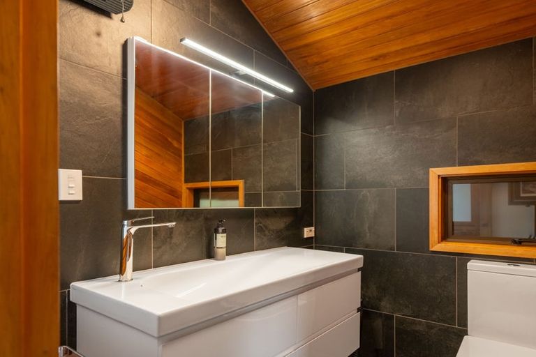 Photo of property in 245 Cannon Hill Crescent, Mount Pleasant, Christchurch, 8081