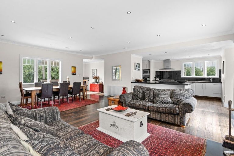 Photo of property in 122 Cross Line, Morison Bush, Greytown, 5794