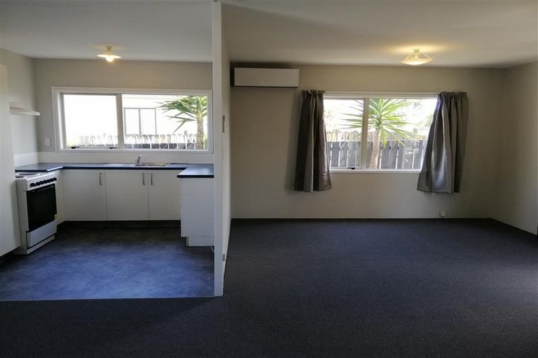 Photo of property in 4/38 Barneys Farm Road, Clendon Park, Auckland, 2103