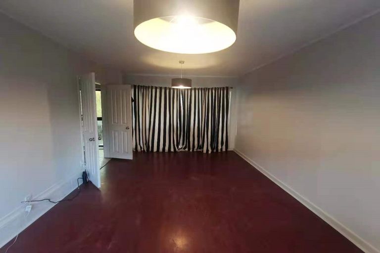 Photo of property in 13 Olena Avenue, Sunnyhills, Auckland, 2010