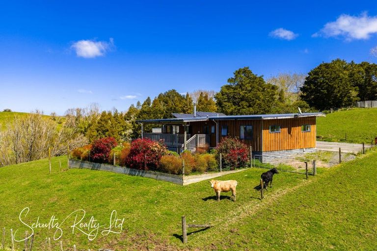 Photo of property in 32 Nikau Lane, Maungaturoto, 0520