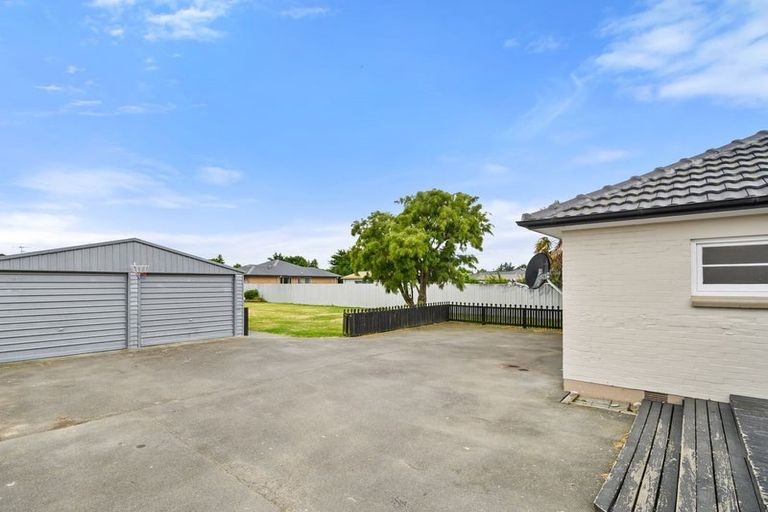 Photo of property in 72 Mcmurdo Street, Tinwald, Ashburton, 7700