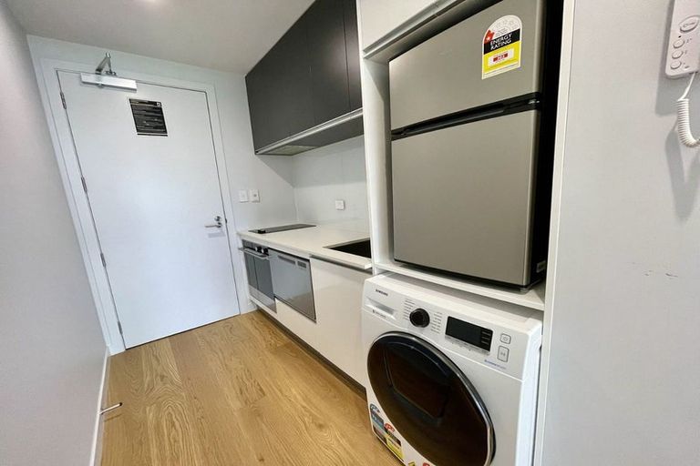 Photo of property in Frank Sargeson Apts, 107/74 Anzac Street, Takapuna, Auckland, 0622