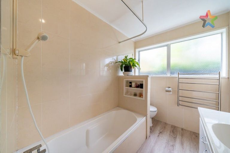 Photo of property in 2 Hildreth Street, Karori, Wellington, 6012