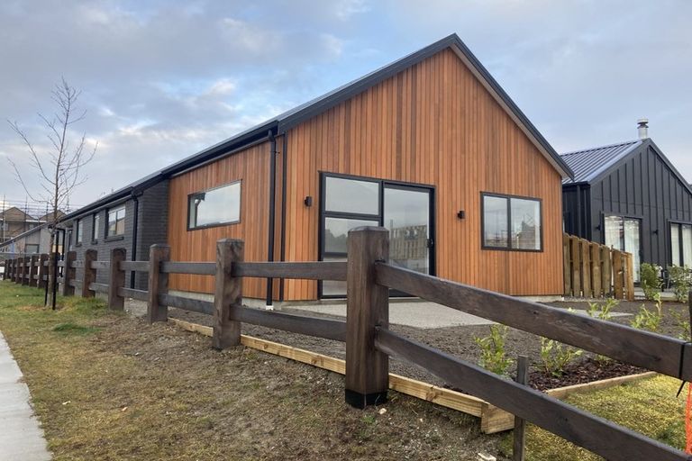 Photo of property in Northlake, 21 Cairnmuir Street, Wanaka, 9305