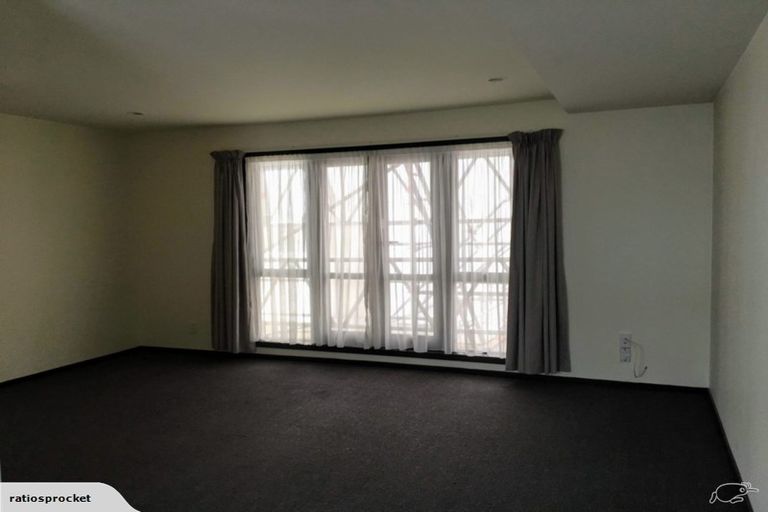 Photo of property in 14/240 The Terrace, Wellington Central, Wellington, 6011