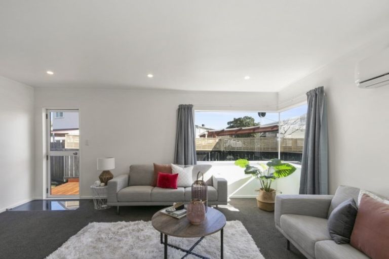 Photo of property in 15b Trevethick Grove, Woburn, Lower Hutt, 5010