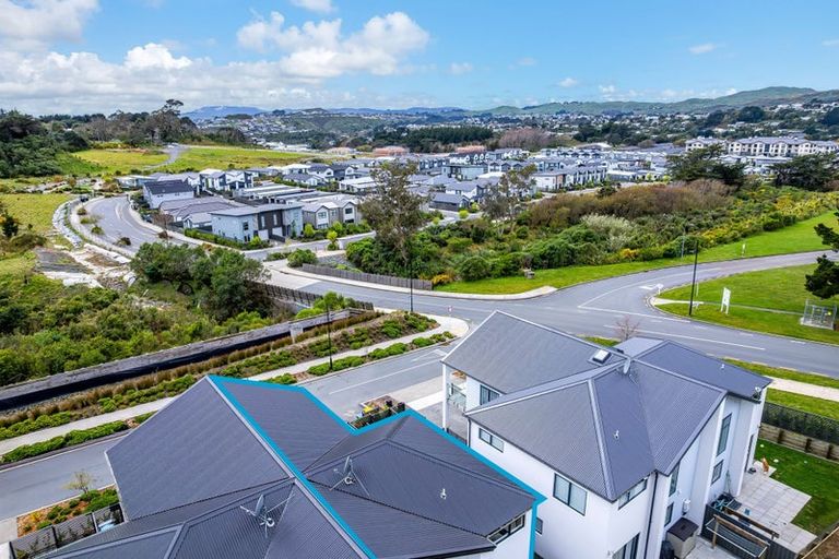 Photo of property in 5 Koreke Close, Kenepuru, Porirua, 5022