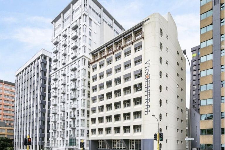 Photo of property in Orange Apartments/victoria Centr, 904/169 The Terrace, Wellington Central, Wellington, 6011