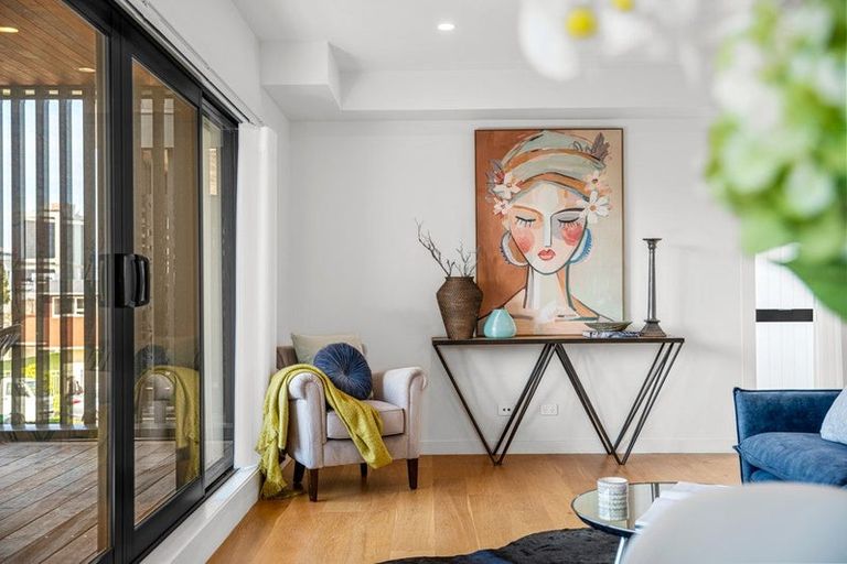 Photo of property in 5b Lomond Street, Takapuna, Auckland, 0622