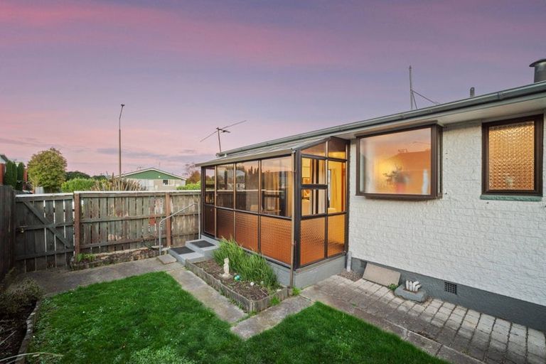Photo of property in 1/28 Lyndon Street, Riccarton, Christchurch, 8041