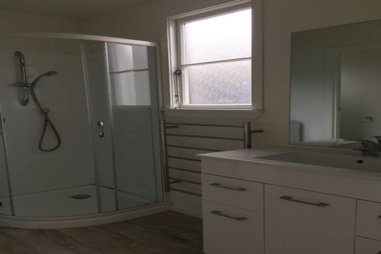 Photo of property in 17 King Edward Street, Kensington, Dunedin, 9012