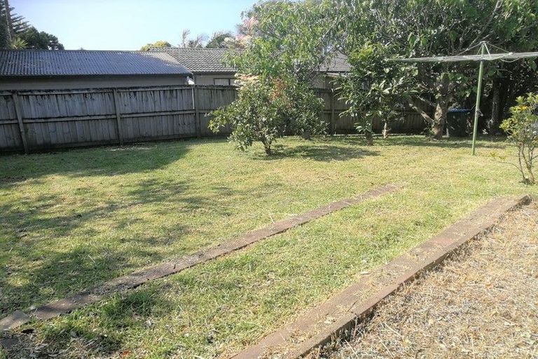 Photo of property in 1/12 Brook Street, Milford, Auckland, 0620