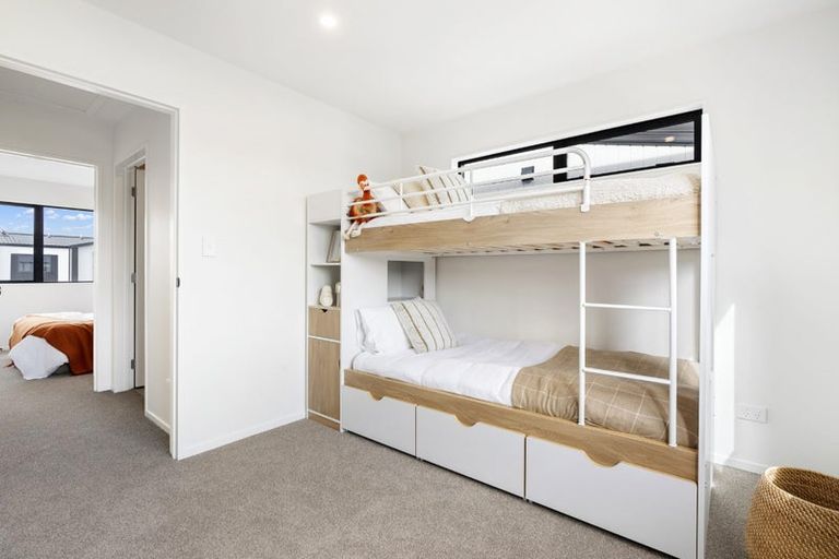 Photo of property in 1/6 Ngaroma House Drive, Hobsonville, Auckland, 0616