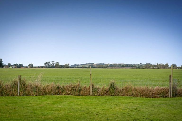 Photo of property in 146c High Street, Oxford, 7430