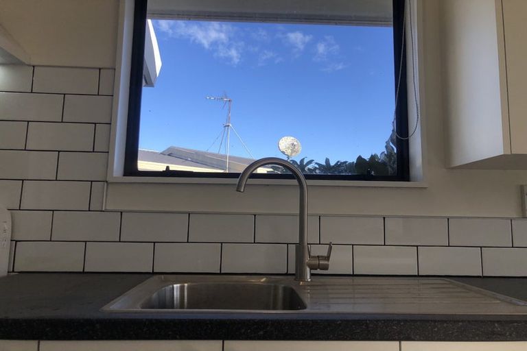 Photo of property in 10 Sequoia Place, Pukete, Hamilton, 3200