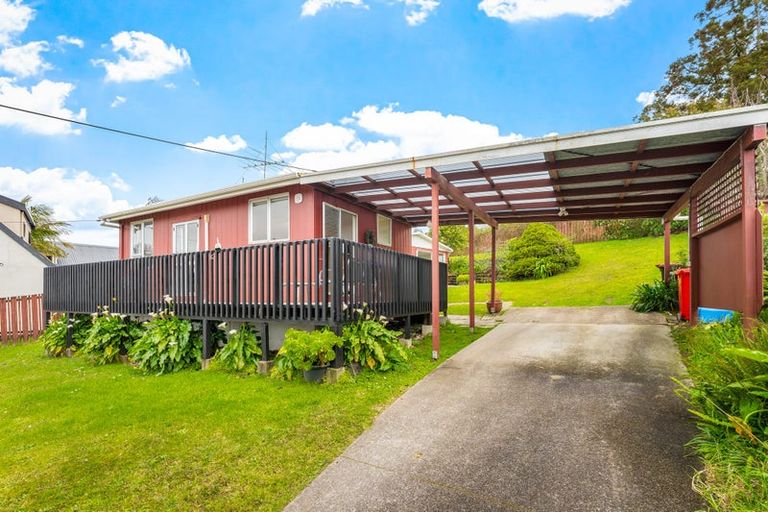 Photo of property in 4 Beverley Road, Stanmore Bay, Whangaparaoa, 0932
