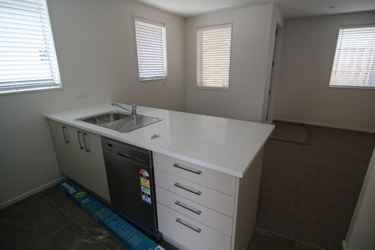 Photo of property in 88 Sykes Road, Weymouth, Auckland, 2103