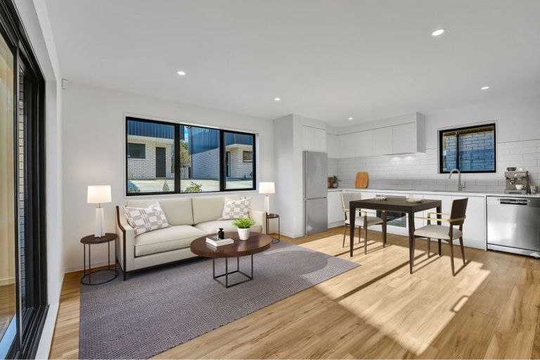 Photo of property in 1/16 Totara Road, Manurewa, Auckland, 2102