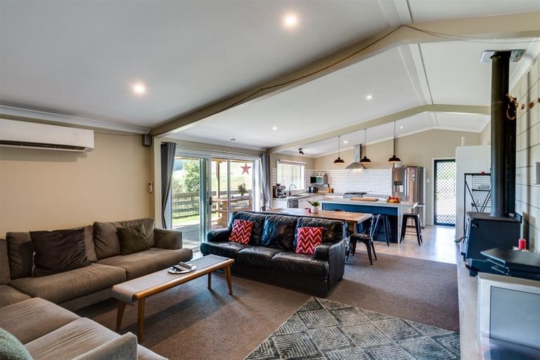 Photo of property in 420 Hedgeley Road, Eskdale, Napier, 4182