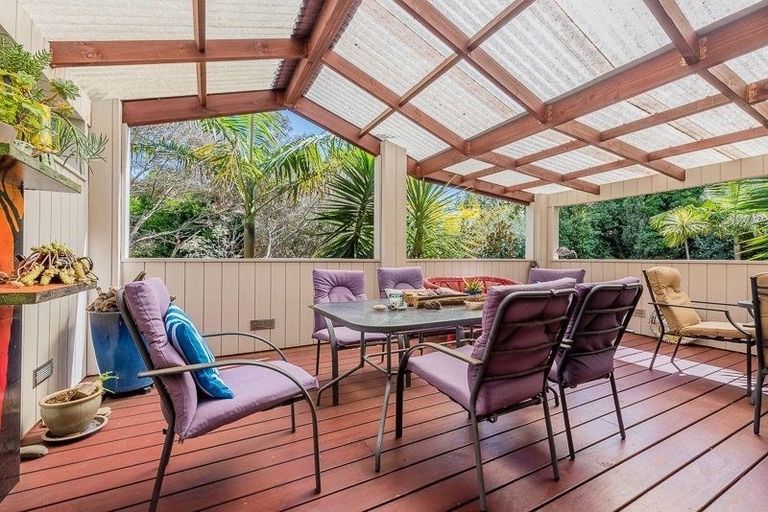 Photo of property in 28 Willoughby Avenue, Howick, Auckland, 2014