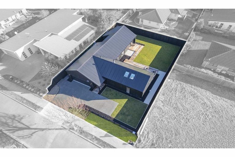 Photo of property in 9 Waipara Road, Pegasus, 7612