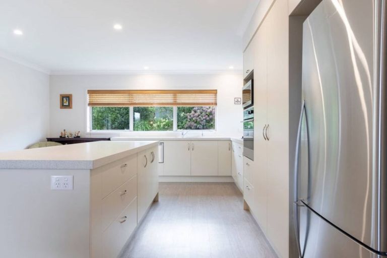 Photo of property in 84c Margaret Drive, Omokoroa, 3114