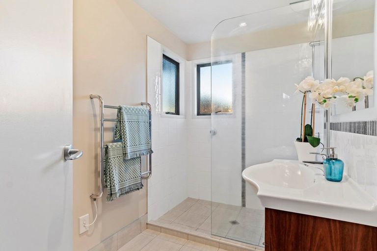 Photo of property in 64b Kings Avenue, Matua, Tauranga, 3110