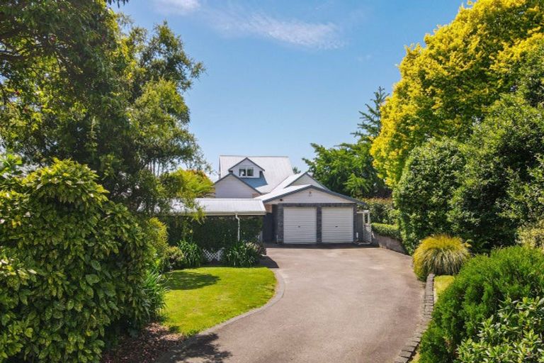 Photo of property in 133 Koutu Road, Kawaha Point, Rotorua, 3010