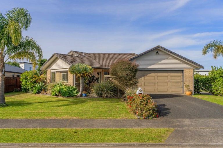 Photo of property in 28 Park Lane, Whitianga, 3510