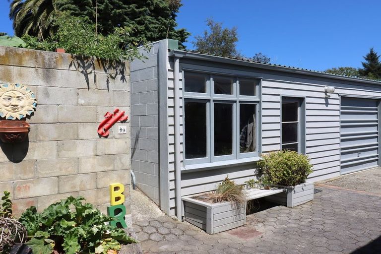 Photo of property in 37 Test Street, South Hill, Oamaru, 9400
