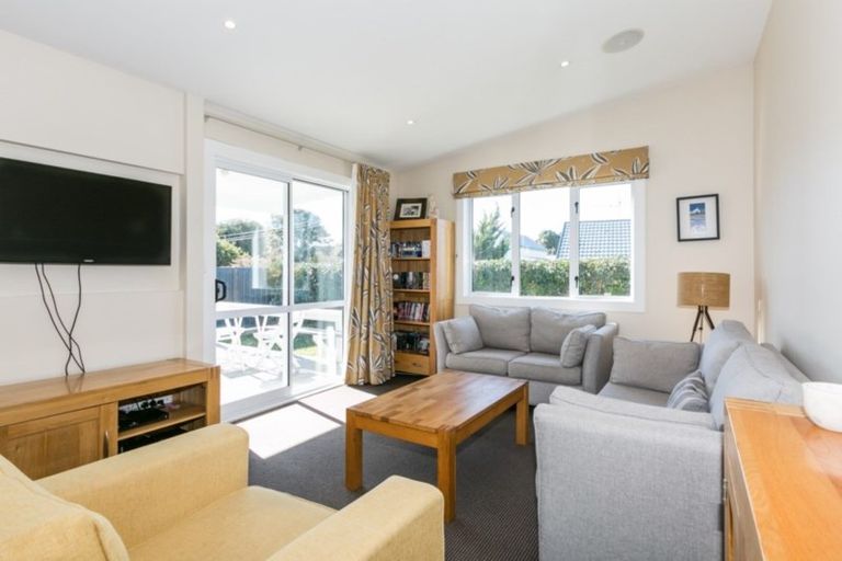 Photo of property in 59 Ferry Road, Clive, 4102