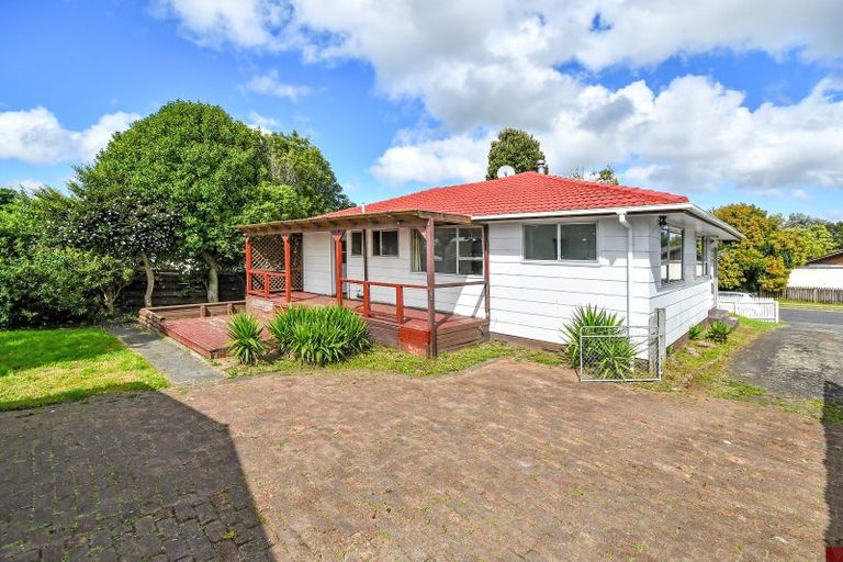 Photo of property in 12 Damian Way, Weymouth, Auckland, 2103